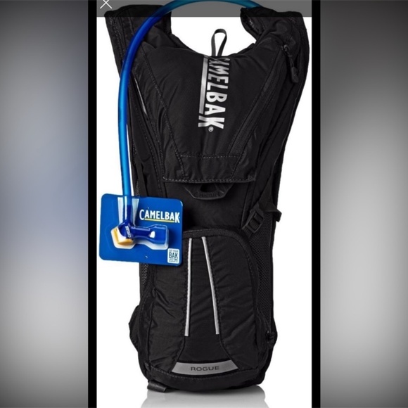 CamelBak Hydration Backpack | Built-In Water Tank | Perfect for Hiking & Cycling - Picture 1 of 5
